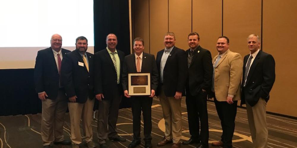 Jeff Houston, Fairfield Glade Director of Golf Receives Prestigious Bill Strausbaugh Award
